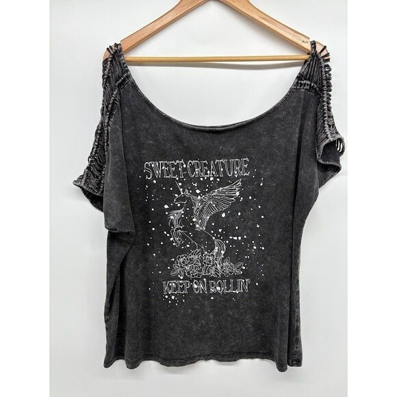 Womens LoveSick by Torrid Sz 1X Top Black Unicorn Off the Shoulder Asymmetrical - Picture 1 of 9